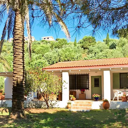 Olive Bay House Holiday home *